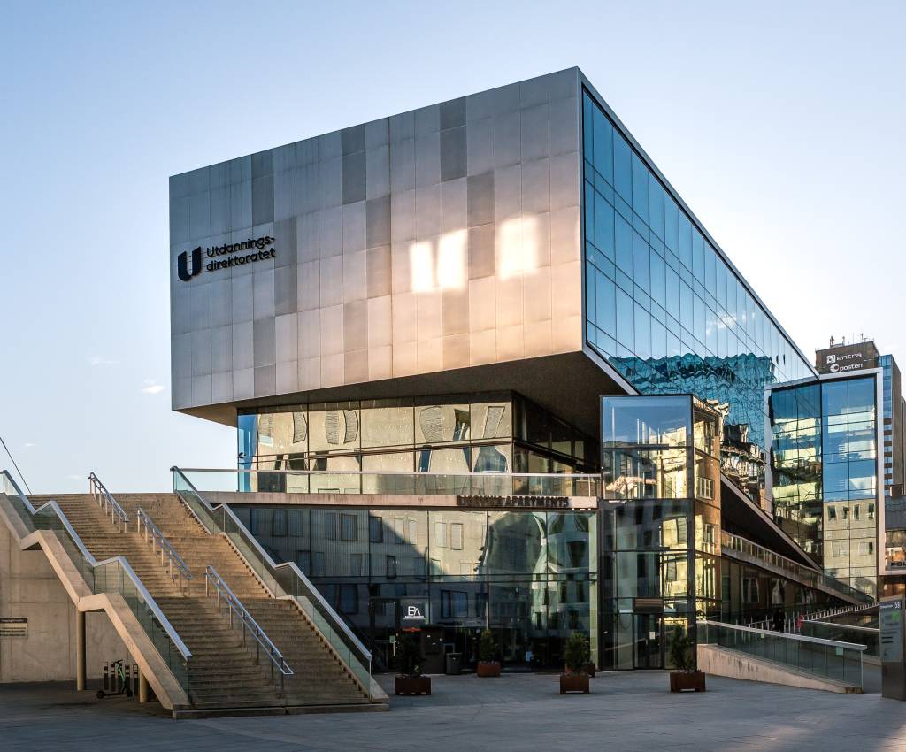 Gjensidige Pensjonsforsikring har signert en langsiktig avtale med Entra for leie av ca. 2400 kvadratmeter med kontorlokaler i Schweigaards gate 15B.