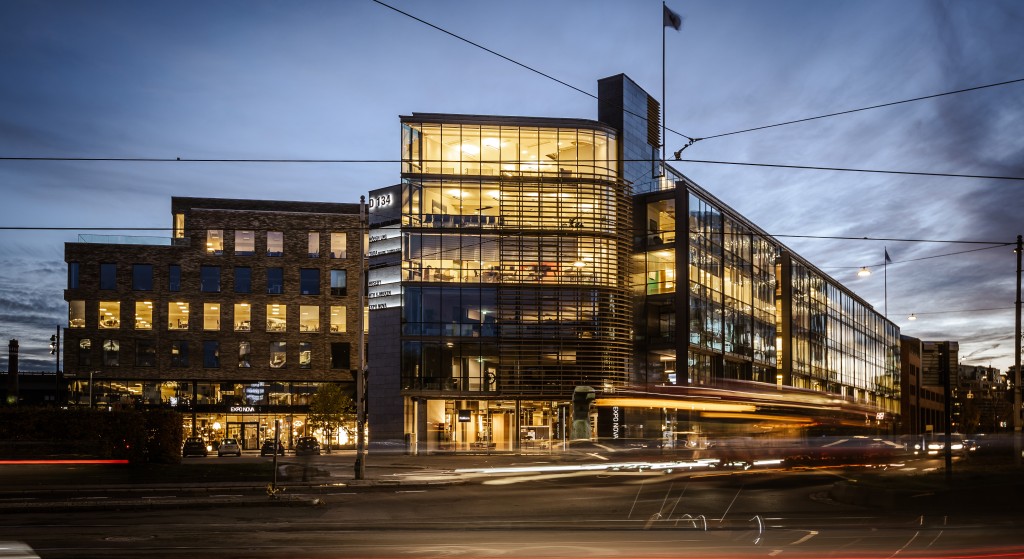 Drammenveien 134 ligger sentralt på Skøyen med kort vei til alt av kollektivforbindelser som buss, trikk, tog og Flytoget. Foto: Knut Neerland, magent.no